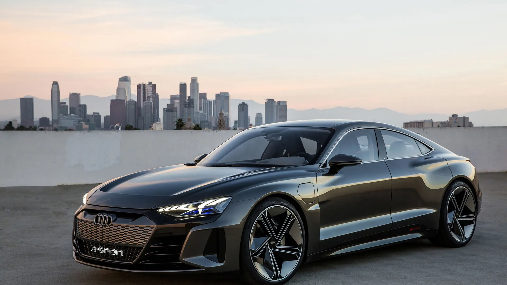 Автомобіль